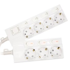 Daehanelaiteu 獨立開關式3孔延長線插座 1.5m+4孔延長線插座 3m, 1組