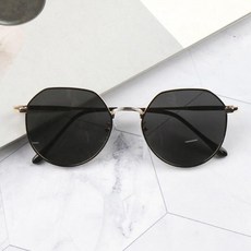 De brillé 多邊形大框鏡面偏光太陽眼鏡