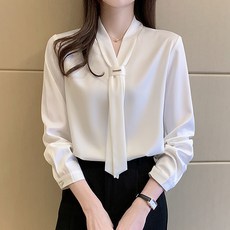 Queenis 女性綁帶領簡約襯衫