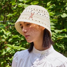 VARZAR VA 貼片柔軟針織漁夫帽