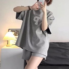 Lemon Soul 女款 Kevil P logo 點綴短袖T恤 + 鬆緊腰短褲套組