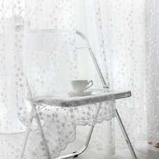 GINNA SONG 花朵刺繡窗簾 2入, 白色的