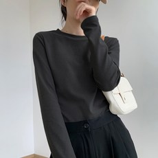 Moirbella 女款素色圓領基本T恤