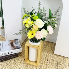 블뤼엔_화병과함께 선물하는 감사의 꽃다발(중), 옐로우, 1세트