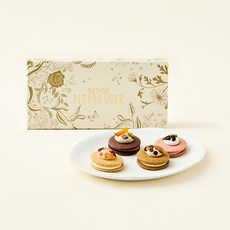 마담피에르오제 마드모아젤 4종 세트 145g, 1세트