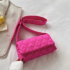 SORIDAL 女款Argus絎縫日常斜背包, 粉紅色