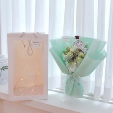 LOVELY FARM 人造花 LED 春天天使花束 + LED 燈泡 + 畢業派對插牌組 + 提袋, 1個, 薄荷花
