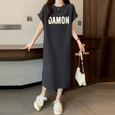 DMELD 夏季大尺碼寬鬆版字母休閒長版短袖連身裙, 炭灰色