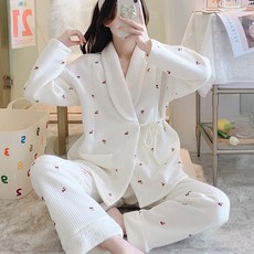 孕婦櫻桃兩件式哺乳睡衣