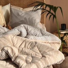 HELLOSLEEP 牛奶格紋超細纖維鋪棉被全套組