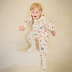 mollimelli 兒童迪士尼瑪麗貓水果普普風上下衣套裝