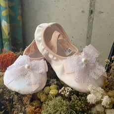 女童用 Bidangil Varna 雙蝴蝶結緞面芭蕾舞硬鞋