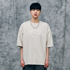 모즈모즈 피그먼트 아치로고 통기성 오버핏 반팔티셔츠