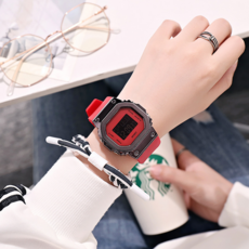 Soyo Sanghoe 高級電子運動手錶, 1個, 紅色