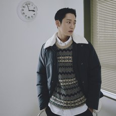 Mind Bridge 男款羊毛混紡圖騰針織背心 MWVT7153