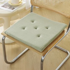 soonZAM 溫暖柔軟牛奶絲絨5孔坐墊