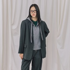 Lap 女款寬鬆版型條紋夾克 AR3WJ862