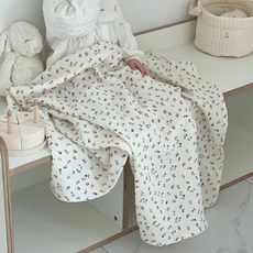 LitenKulor 嬰幼兒用三層紗布毯, 小碎花