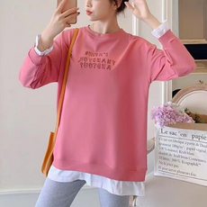 화이트 레이어드 레터링 임부 맨투맨