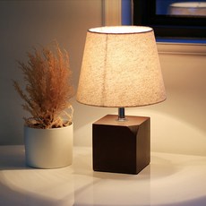 WONHA 摩卡桌燈, 棕色