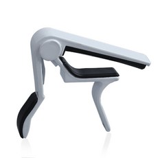 Chinnomajinmol 尤克里裡變調夾 06 白色, 1個