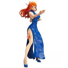 BANPRESTO 一件閃光和迷人的功夫風格 Nami 稀有彩色圖, 1個