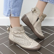 J SHOE 手工羊皮簍空花紋低筒靴