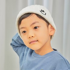 孩童微笑刺繡羅紋毛帽