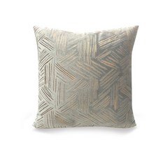 金色條紋點綴抱枕套