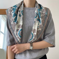 Moirbella 女性藍寶石圖案圍巾