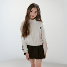 SM2 女童飾扣百褶裙