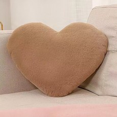 아트조이 따뜻함을 전하며 포근하게 안아주는 폭신 하트 쿠션, 브라운