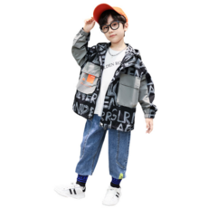 孩童口袋字母印花連帽外套