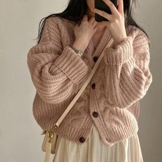 ViVEMO 女款奧賽V領麻花寬鬆版針織開襟衫 10795