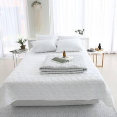 M C Bedding 雙色被單+床墊+枕頭套, 白色的