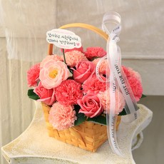 Scent Basket 人造緞帶與木質康乃馨香皂花籃