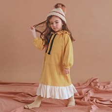 花邊造型帽拼接連身長裙