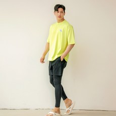 Tube Tree 男式短袖寬鬆版型皮疹防護 + 褲子打底褲套裝 AEGR7204PL