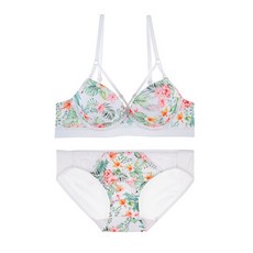 Yes 性感繫帶蕾絲內衣+3角內褲套裝