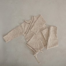 PEEKABOO 新生兒用 Blossom 新生兒帽 + 上衣 + 下著組合