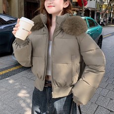 The Flow Commerce 女款柔軟雪花毛絨連帽短版羽絨外套