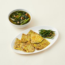 압구정 예향 한끼 아욱국 500g + 소고기육전과 영양부추무침 180g 세트 B, 680g, 1세트