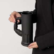 아메리칸로드 유니크 홈카페 근육짝 맥주컵 매트블랙 550ml HR2093, 1개