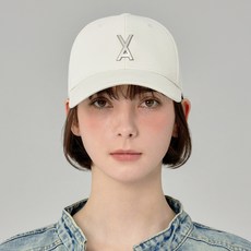 VARZAR 女款 VA 大鉚釘棒球帽