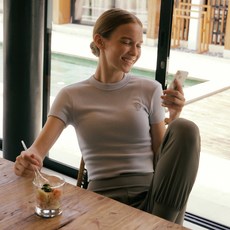 FRONT2LINE 女款Synergy半袖罩衫