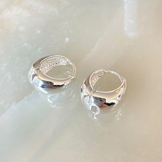 MOOLDN 女款豐盈粗圈925鍍銀按扣式環形耳環