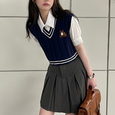 Soleil 女款泰迪熊刺繡短版針織背心