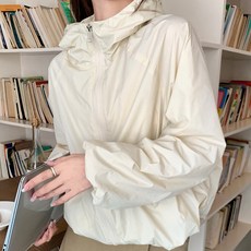 Raratina 女款 I.O 休閒大口袋連帽防風外套