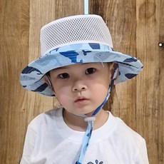 Mushu 兒童藍鯨網眼探險帽