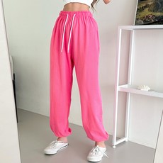 女款亮色寬臀迷你毛圈束口褲